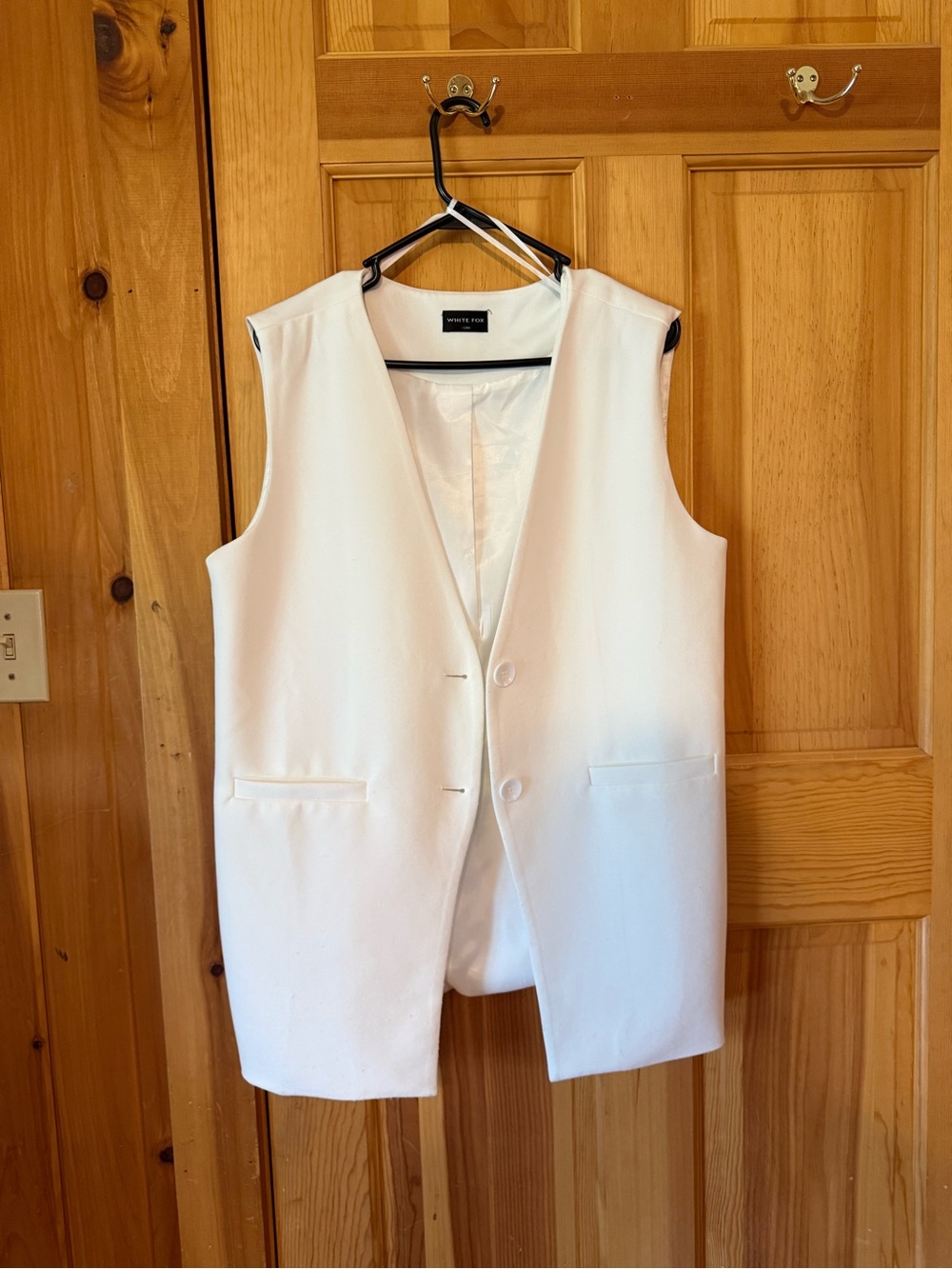 White Fox Boutique White Sleeveless Button-Down Vest
